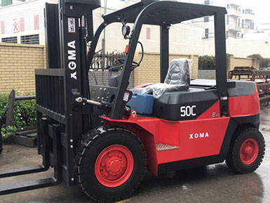 恭喜今日銷售部又出一單！廈工5.0T叉車壹臺